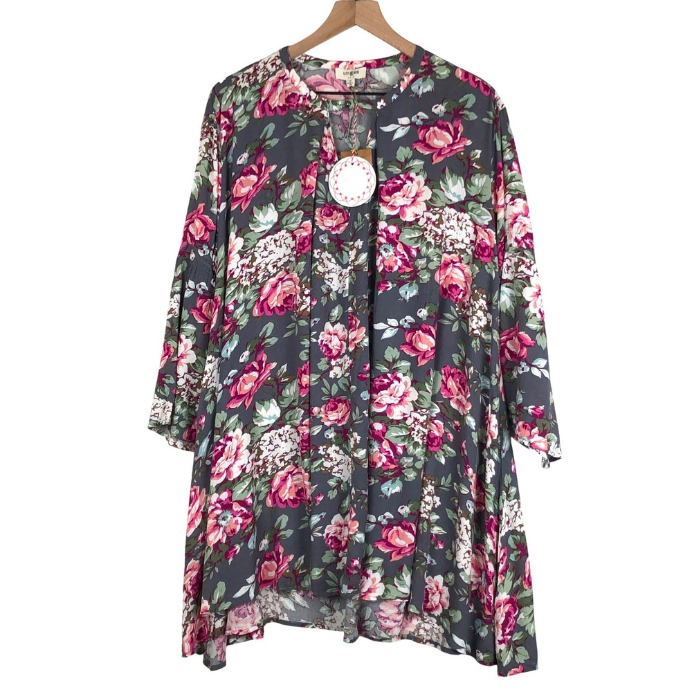 NWT UMGEE Floral Tunic Top Sz M Gray Pink Roses 3/4 Bell Sleeve Cottage‎ NEW